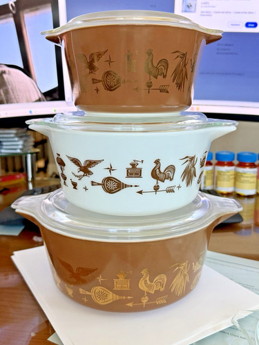 Vintage 1960s pyrex - 1960s, early